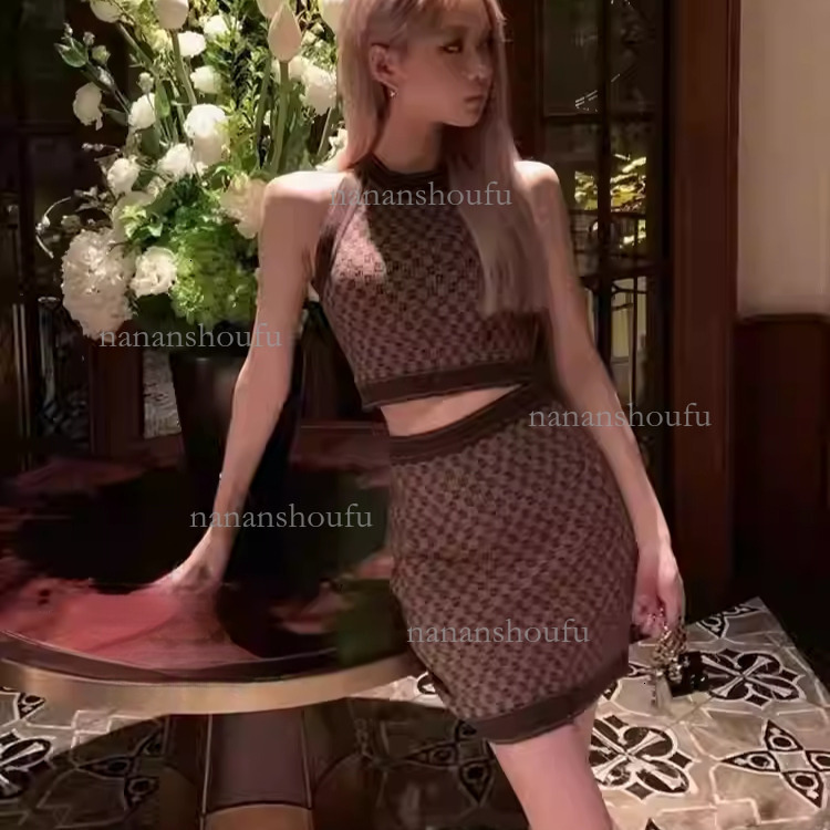 2026 Designer Set Luxury Brand Women's Summer New Fashion Print Splicing Slimming Tank Top Sleeveless Top Sexy Tight Skirt Outdoor Casual Basic W