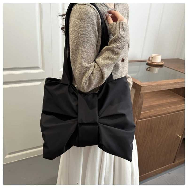 Trendy Crossbody Bags for Women Nylon Big Bow Shape Solid Shoulder Bags Zipper Large Capacity Unique Design Hot Casual Tote C260406