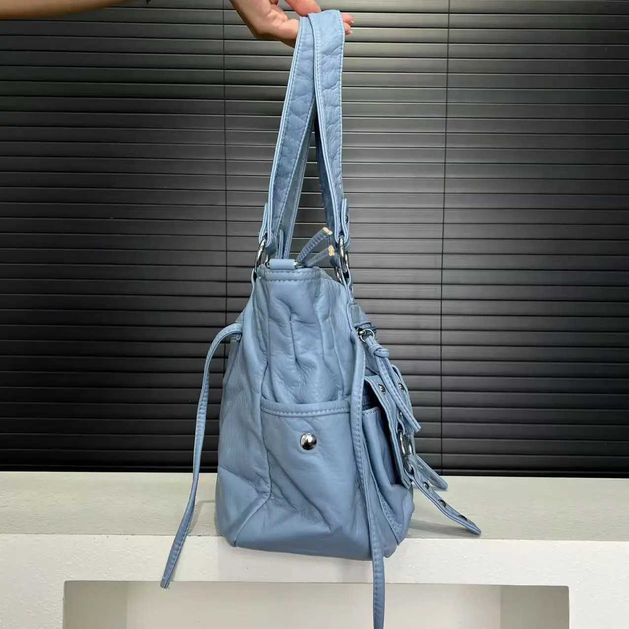 Venn Angel Womens Bag Fashion PU Shoulder Bag Casual Vintage Hobo Messenger Bag Satchel Large Cell Phone Pocket Purse C260406