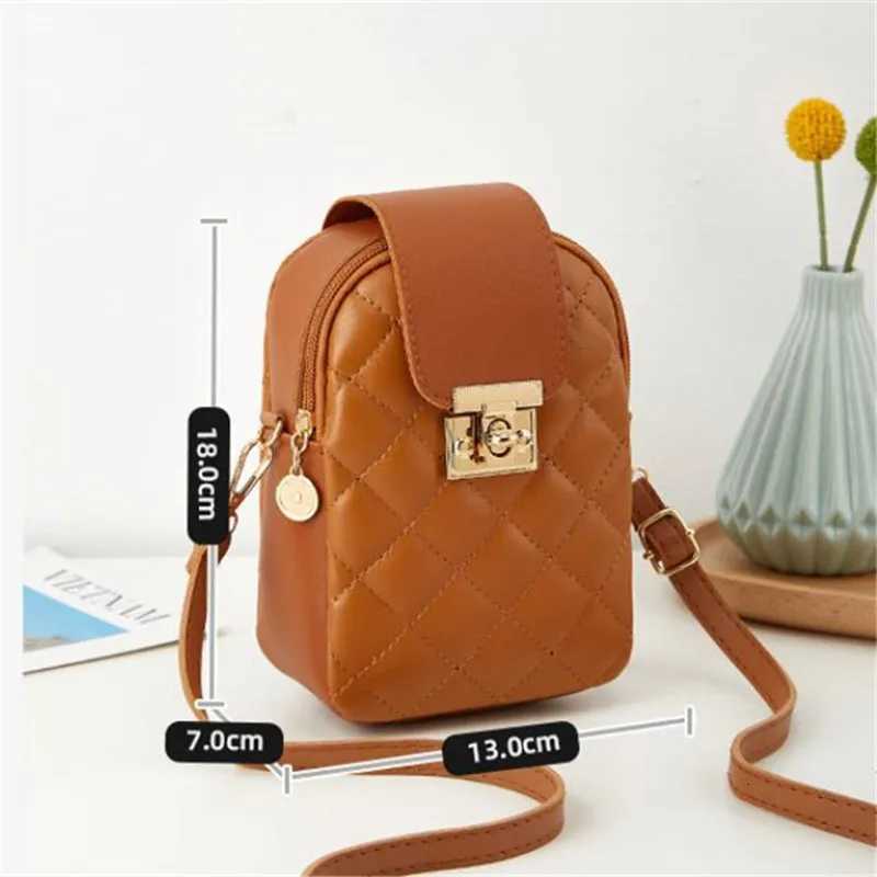 Fashion Mini Quilted Small Bag for Women Crossbody Phone Bag with Lock DesignLightweight Zipper Closure Outdoor Sport Purse C260406