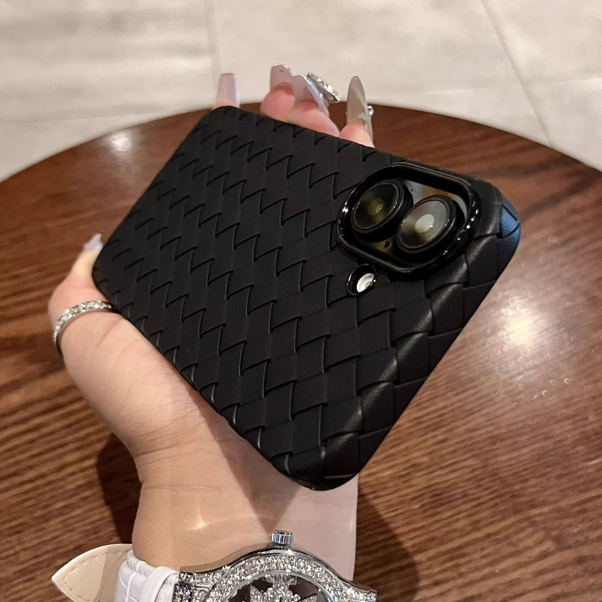 Designer Luxury Woven Braided Phone Case For Iphone 16 15 14 Pro Max, TPU Leather Texture Heat Dissipation Protective Cover