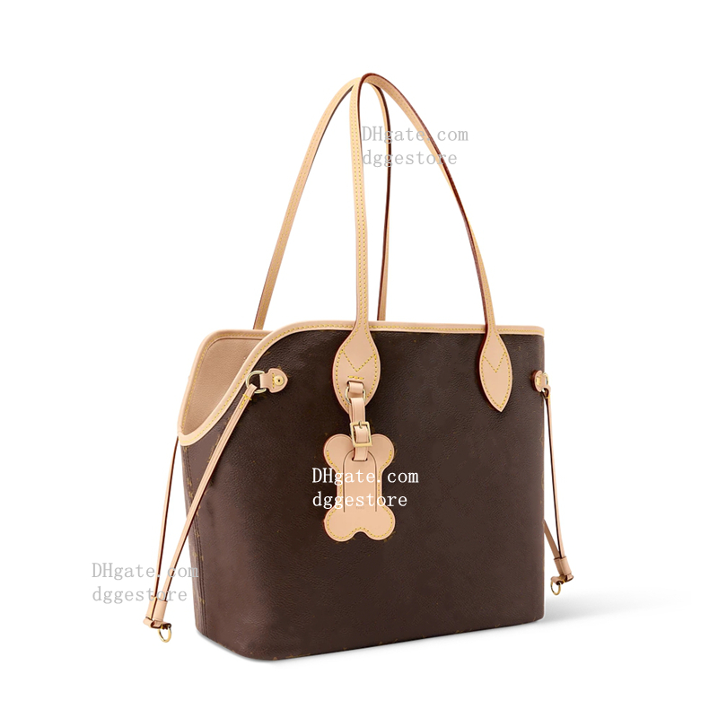 Designer Carrier High-End Luxury Letter Pattern Tote with Leather Trim Portable Pet Travel Bag for Pets Under 3kg Fashionable Dog Accessories C48
