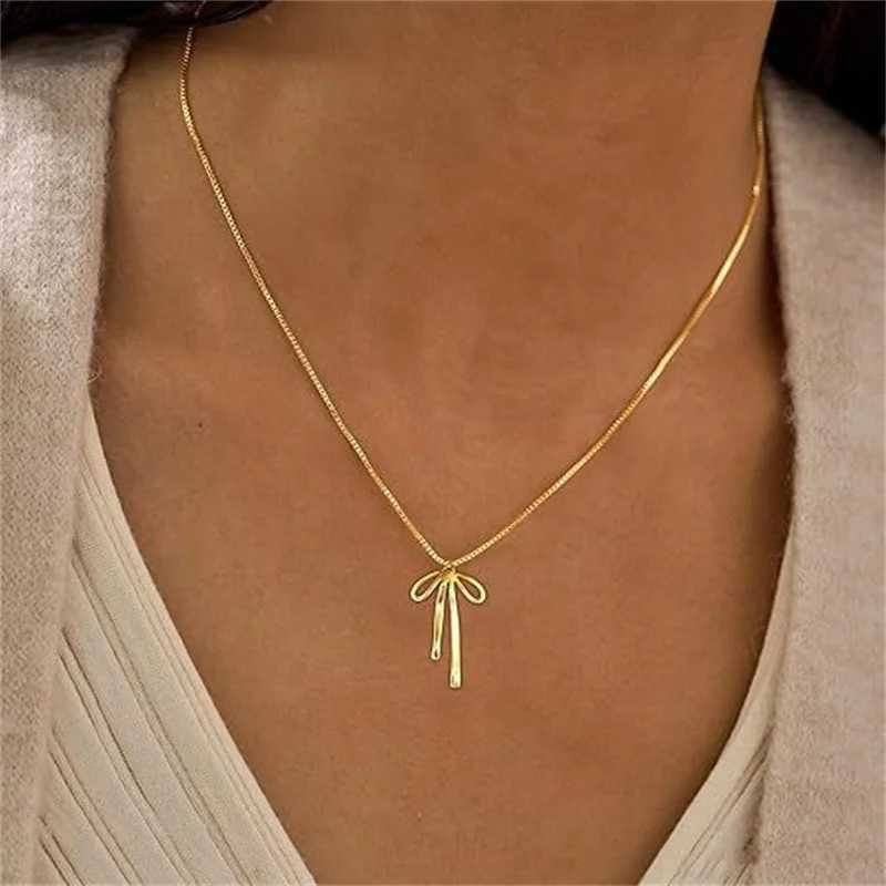 Trendy Gold Bow Necklace Gold Plated Cute Bow Pendant Bow Chain Choker Necklaces for Women Christmas Party Gifts H260406