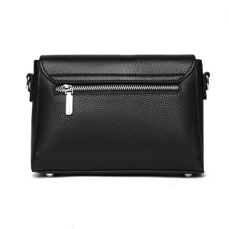 Designer Bag 100 cowhide Crossbody Handbag for Women Travel Handbag FAshion Shoulder Messenger Bag Ladies Small Flap Bag C260406