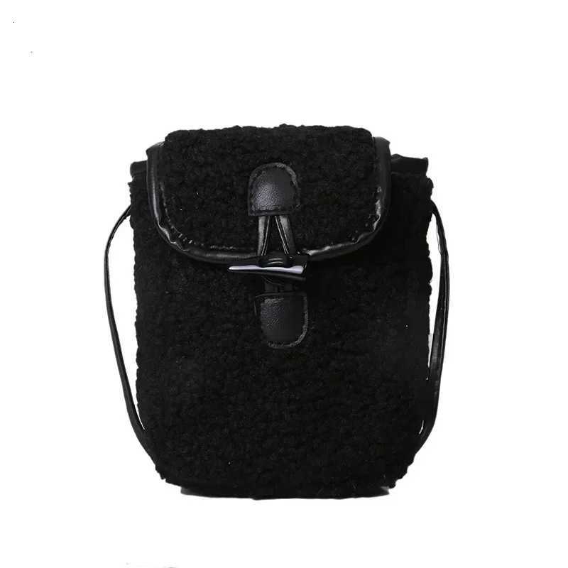 Lambswool Phone-bag Women Faux Fur Bags Tender Sweet Lovely Cross Body Teenagers Female Portable Horn Button Plush Square Cozy C260406