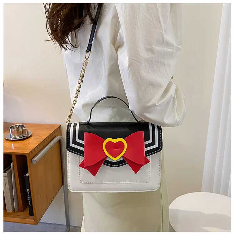 Chic Bow Synthetic Leather Crossbody Bags Kawaii Small Heart Tote Bag Mini Purses Chain Belt Shoulder Bag for Teen Girl Fashion C260406