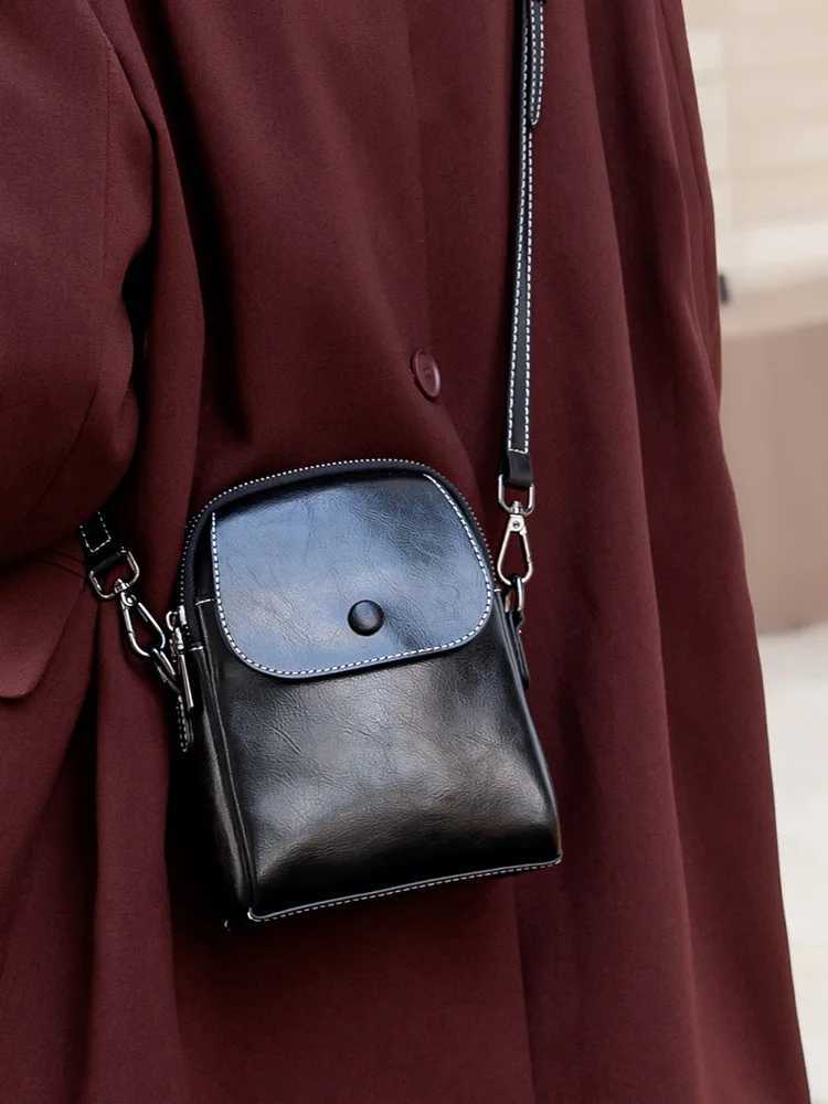 YANATARI mini small genuine leather vintage bag Crossbody Bag mobile phone shoulder bag women mobile bag for women C260406