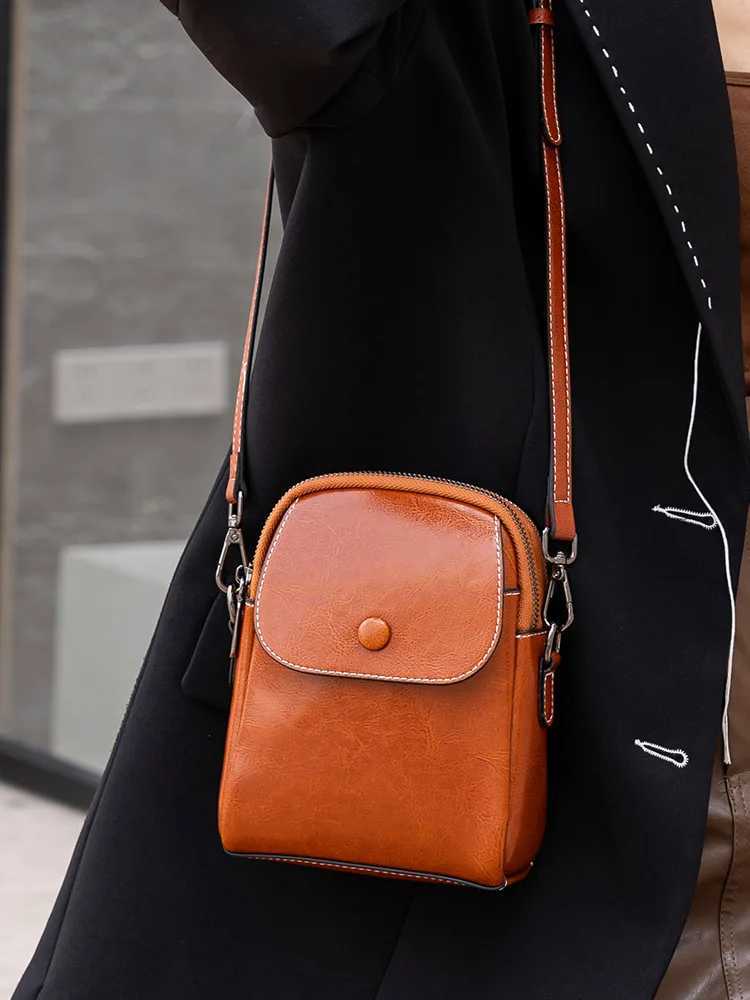 YANATARI mini small genuine leather vintage bag Crossbody Bag mobile phone shoulder bag women mobile bag for women C260406