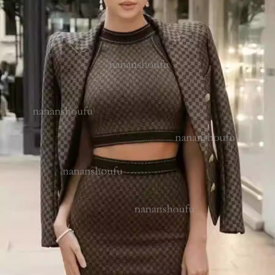 2026 Designer Set Luxury Brand Women's Summer New Fashion Print Splicing Slimming Tank Top Sleeveless Top Sexy Tight Skirt Outdoor Casual Basic W