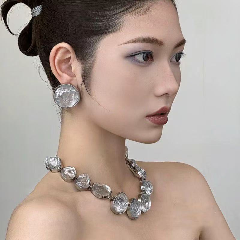 European and American Cross-Border Resin Round Necklace Earrings Personality Minimalist Style Jewelry Set Light Luxury Niche Exaggerated Accessories f - view 4