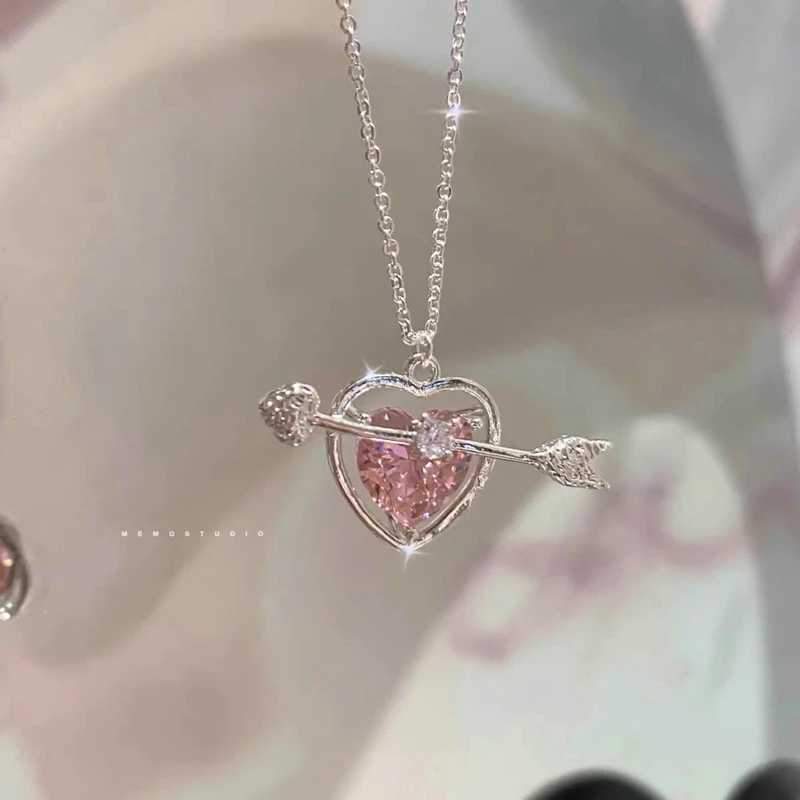 Sweet Pink Round Crystal Pendant Necklace Simple Design Korean Fashion Girls Women Star Clavicle Chain Jewelry Gifts H260406