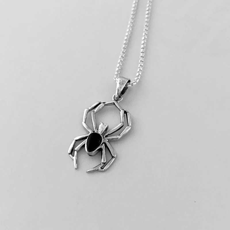 Huitan Cute Spider Animal Pendant Necklace for Girls Silver Color Chain Necklace Y2K Style Women Neck Accessories Trendy Jewelry H260406