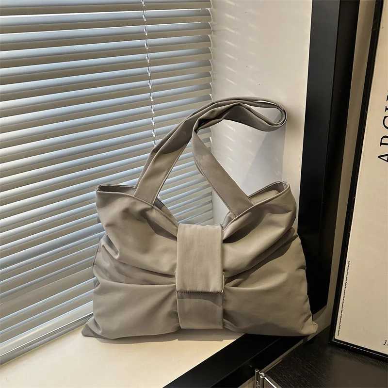 Trendy Crossbody Bags for Women Nylon Big Bow Shape Solid Shoulder Bags Zipper Large Capacity Unique Design Hot Casual Tote C260406