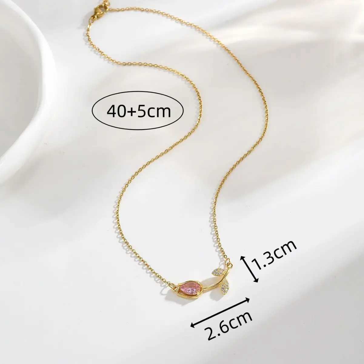 Womens Elegant Tulip Necklace High-End Zircon Flower Pendant Stainless Steel Light Luxury Jewelry Gift H260406