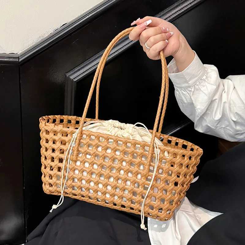 Vegetable basket women female summmer beach bag lady travel bags designer handbag handmade woven rattan bag shoulder C260406