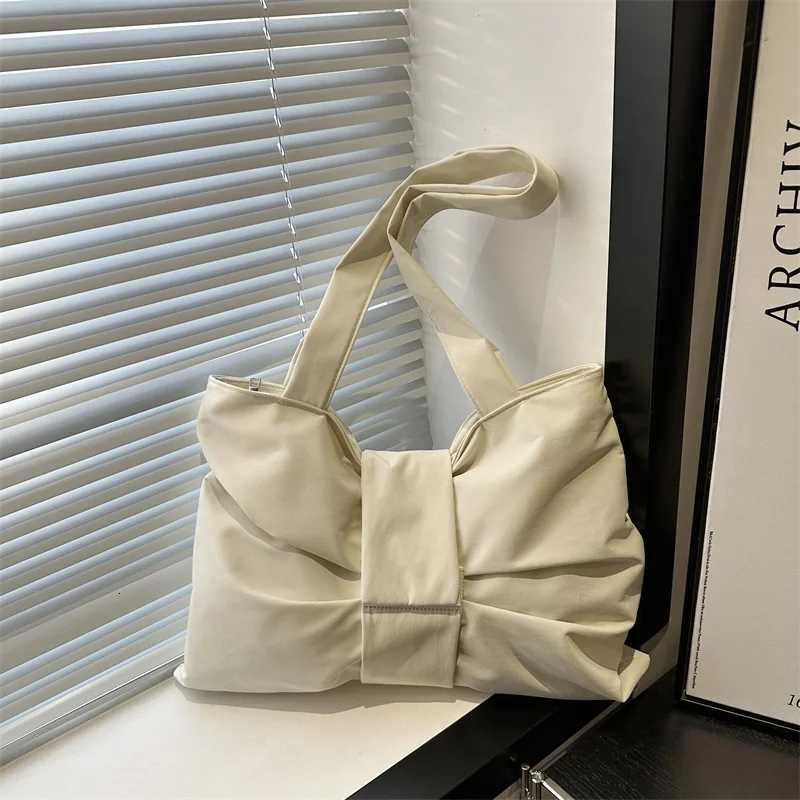 Trendy Crossbody Bags for Women Nylon Big Bow Shape Solid Shoulder Bags Zipper Large Capacity Unique Design Hot Casual Tote C260406