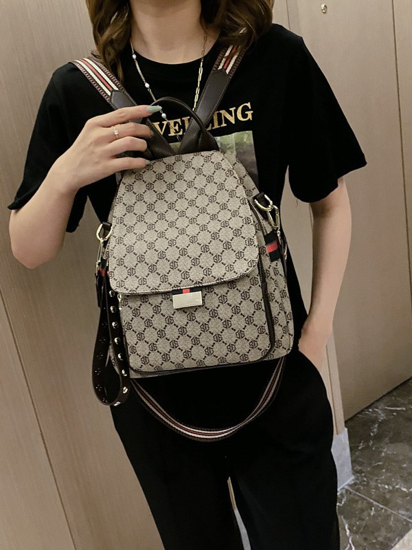 Large Capacity Fashionable Womens Backpack 2026 New Style Casual Versatile Printed Design Travel Bag Convertible Shoulder Bag free shipping