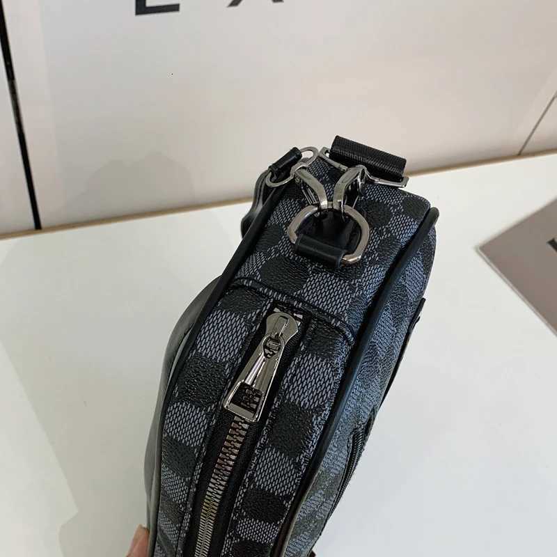 Top-quality PU Leather Men Waist Packs Business Crossbody Bags for Male Fashion Travel Storage Phone Shoulder Bags Clutch Bag C260406