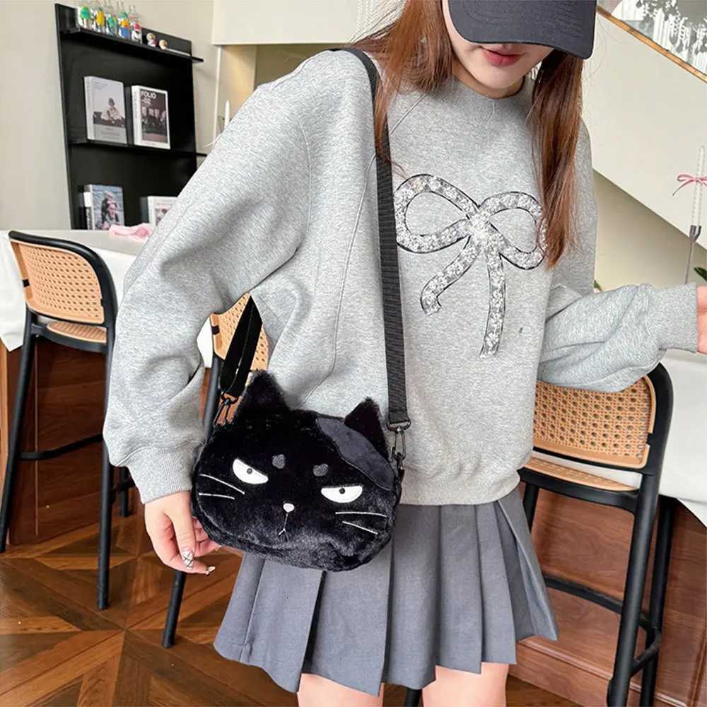 Chic Cute Cartoon Plush Cat Handbag Y2K Style Mini Crossbody Bag Personalized Cute Purse Cartoon Plush Soft Shoulder Bag C260406