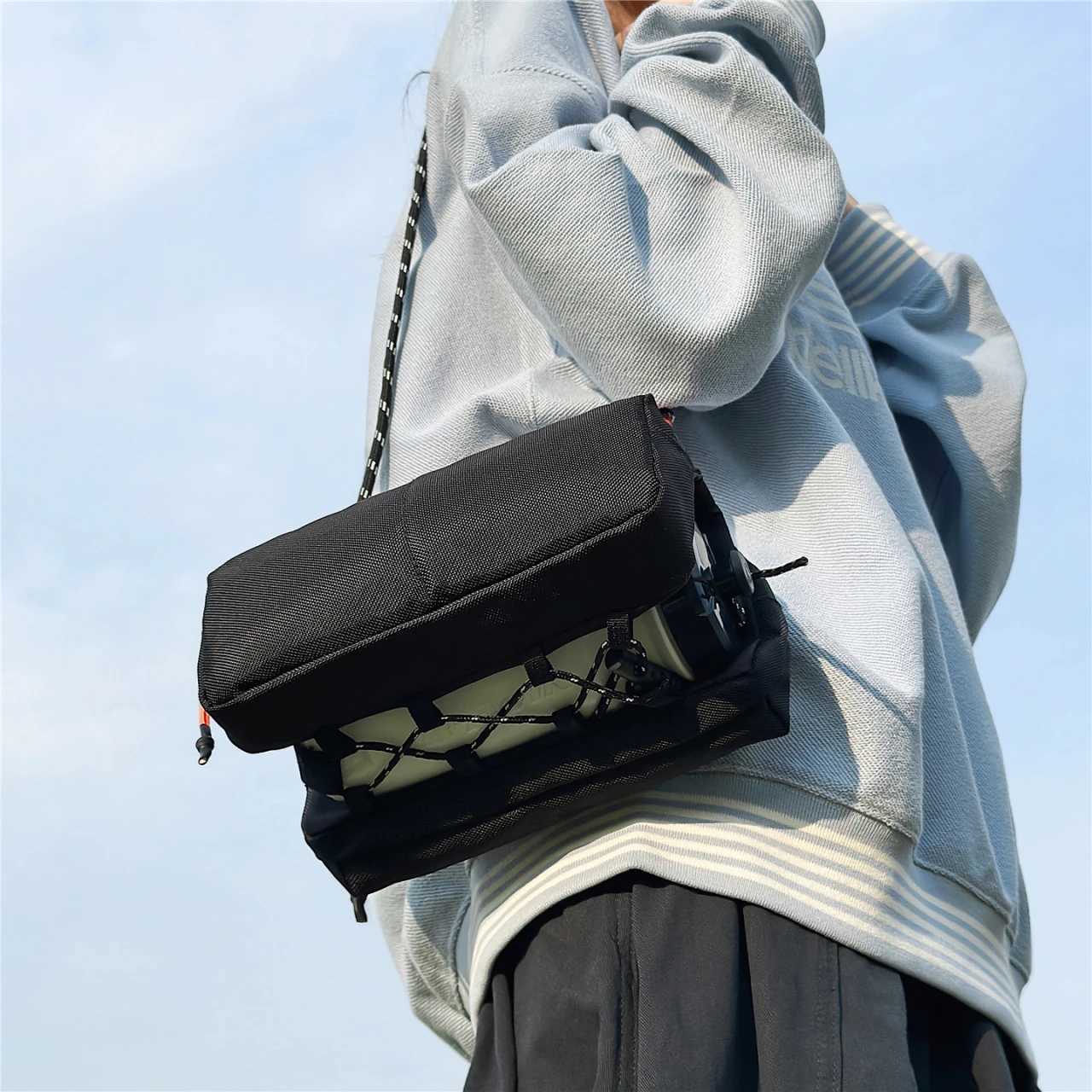 Aquarius backpack - same style for both men and women outdoor mountaineering cross-body bag lightweight multi-layered small c C260406