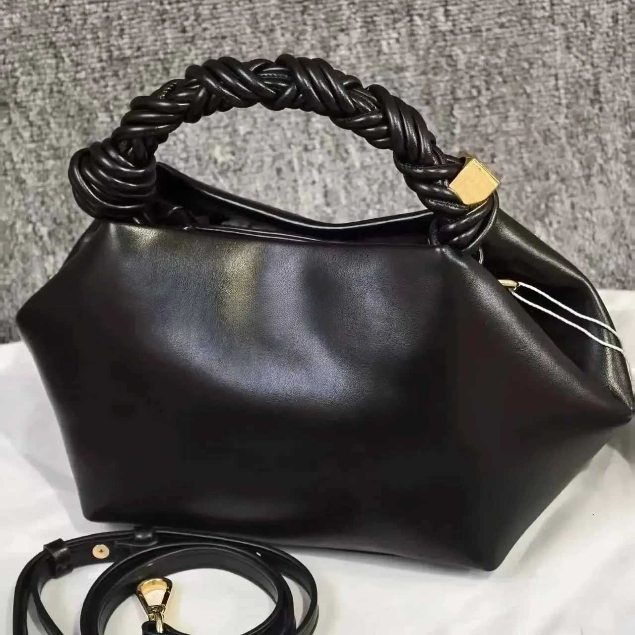 2026 Hot Paris Designer Moon Hexagonal Woven Shoulder Handbag Casual Crossbody Bag for Women with Premium Feel Ins New Trendy C260406