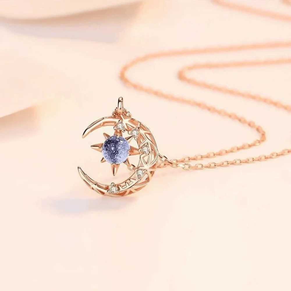Simple Exquisite Fashionable and Creative Dream Star and Moon Moonstone Necklace Pendant Womens Elegant Pendant Jewelry H260406