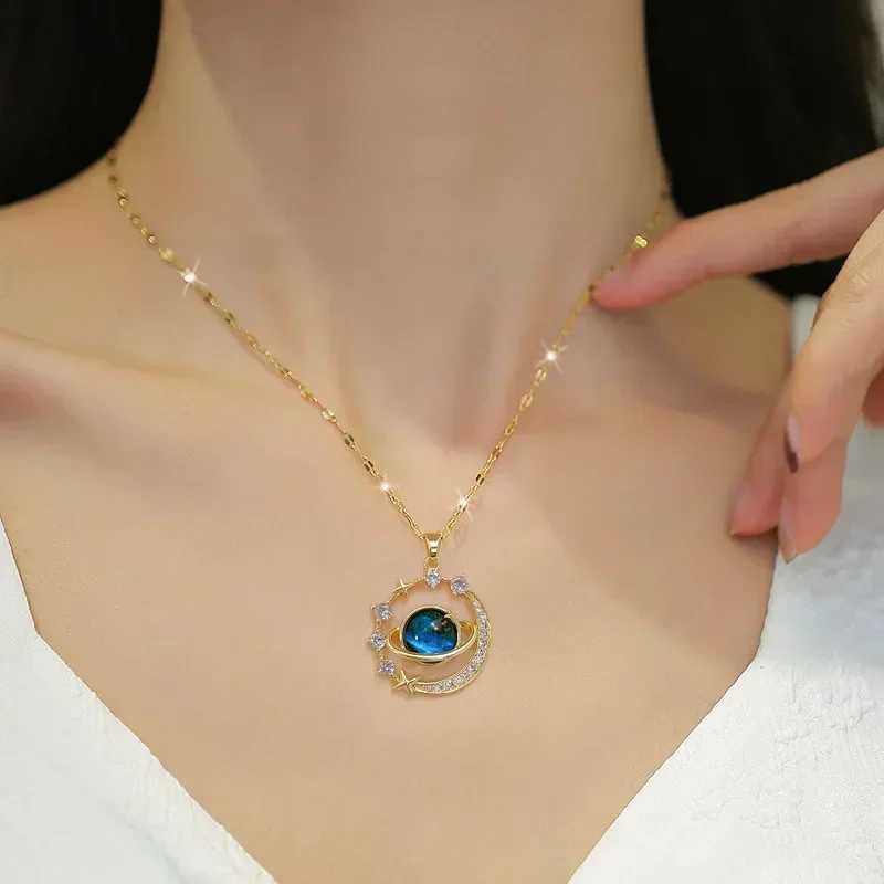 LATS Fashion Luxury Inlaid Zircon Moon Pendant Necklace for Women Girl Butterfly Water Drop Clavicle Chain Charm Jewelry H260406