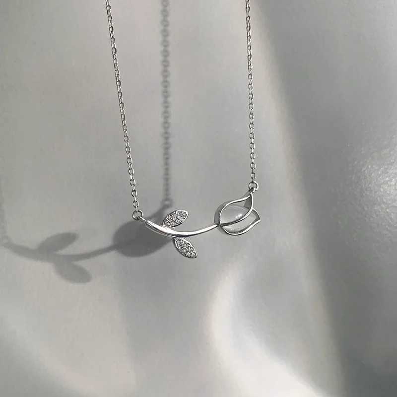 Cute Opal Rose Flower Pendant Necklace for Women Elegant Vintage Rose Tulip Clavicle Choker Necklace Party Wedding Jewelry H260406