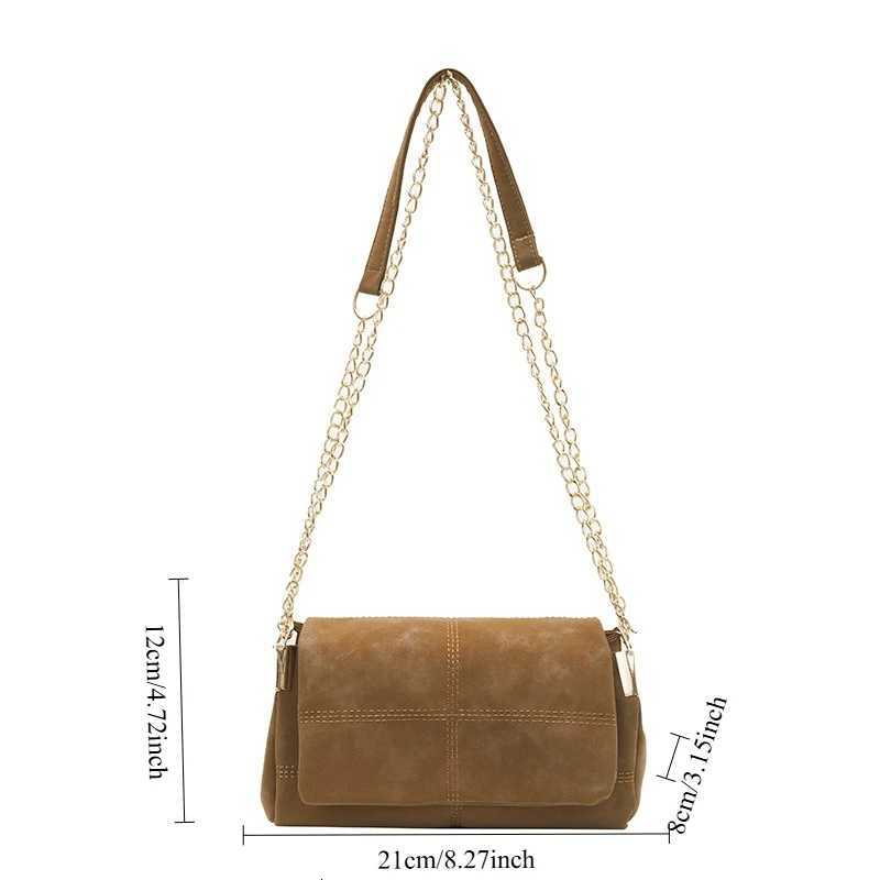 Fashion Shoulder Bags for Women Large Capacity Crossbody Bags with Chain Retro Style Simple Design Texture Versatile Chain Bag C260406