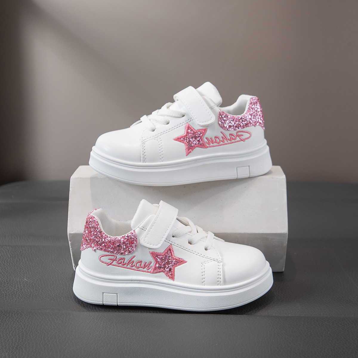 Girls Fashion Canvas Shoes Sneakers Soft Sole Comfort Casual Lightweight Sneakers For Little Kids Walking Free shipping