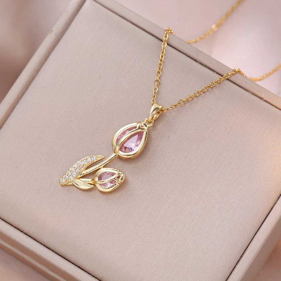 Elegant Enamel Tulip Flower Pendant Necklace for Women Girl Green Leaf Necklace Choker Party Jewelry Gift H260406