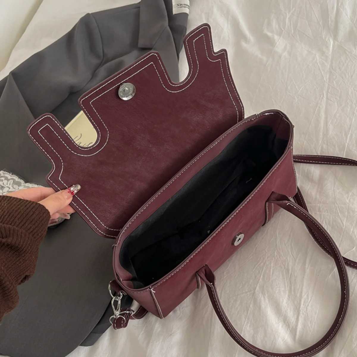 Trendy Retro Women Crossbody Bag Suede PU Quilted Handbag Solid Color Portable Shoulder Bag for Commute/Work C260406