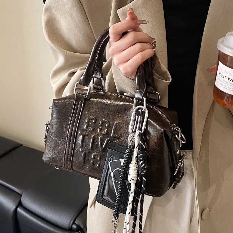Ladies Shoulder Bag Trend Niche Handbag Pillow Bag Versatile FAshionable Commuting Crossbody Bag Women Handbags C260406