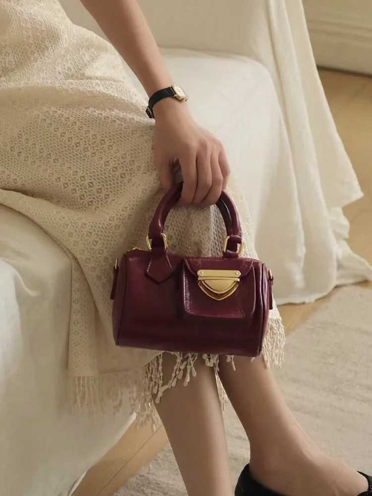 Office Ladies Lady Mini Trendy Split Leather Versatile Messenger Bag Handheld Single Shoulder Strap Crossbody Boston Bag C260406