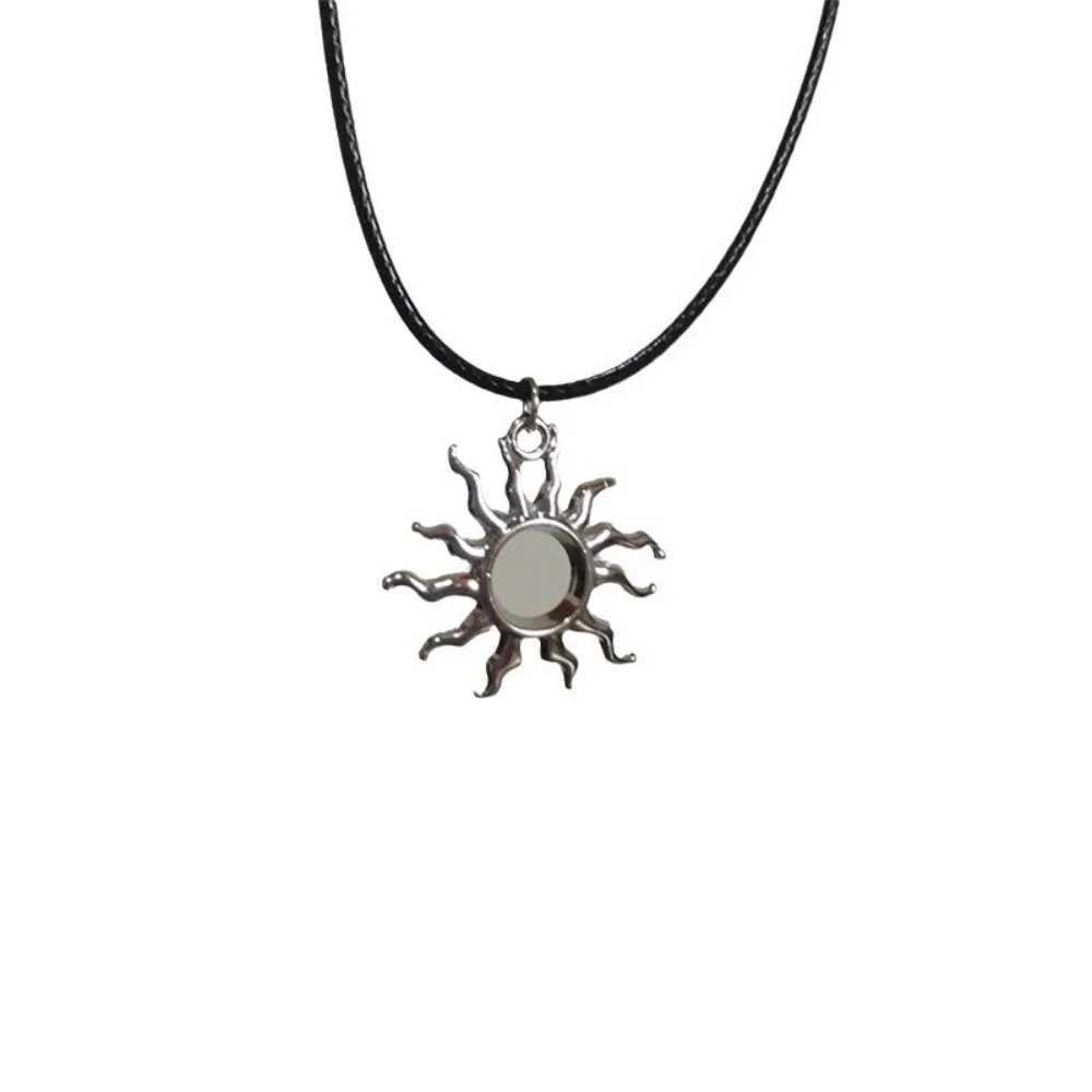 New Hip Hop Burning Sun Pendant Leather Rope Necklace Retro Whirlpool Geometry Necklace Cool Trendy Boys and Girls H260406