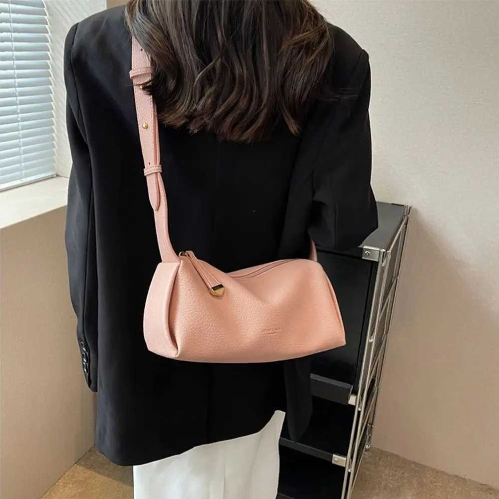 Large Capacity Lichee Pattern Crossbody Bag Solid Color Pillow Bag PU Dumpling Bag Shopping Bag Korean Style Shoulder Bag C260406
