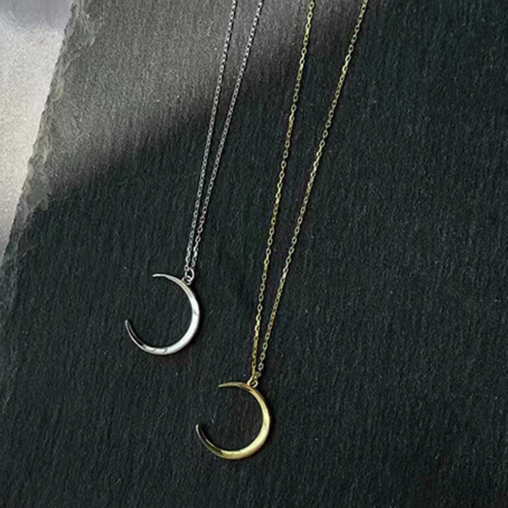 DOTIFI Stainless Steel Necklace Delicate Vintage Crescent Moon Shaped Pendant Lock Bone Chain For Women Jewelry Party Matching H260406