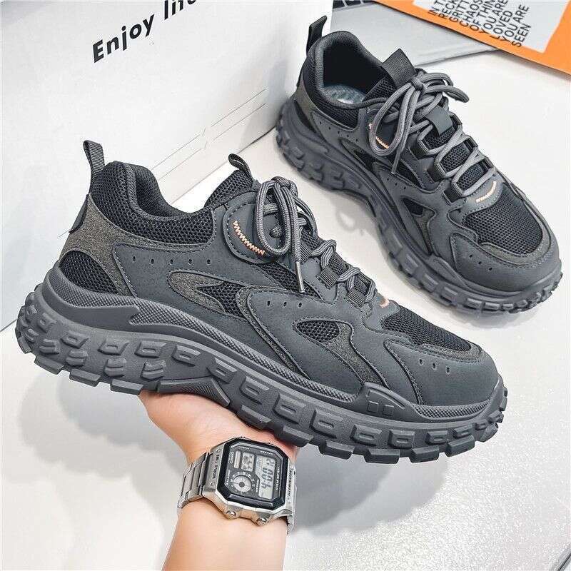 Safety Spring New Breathable Men's Worksite Non-Slip Wear-Resistant Sports Shoes Dad Sneakers