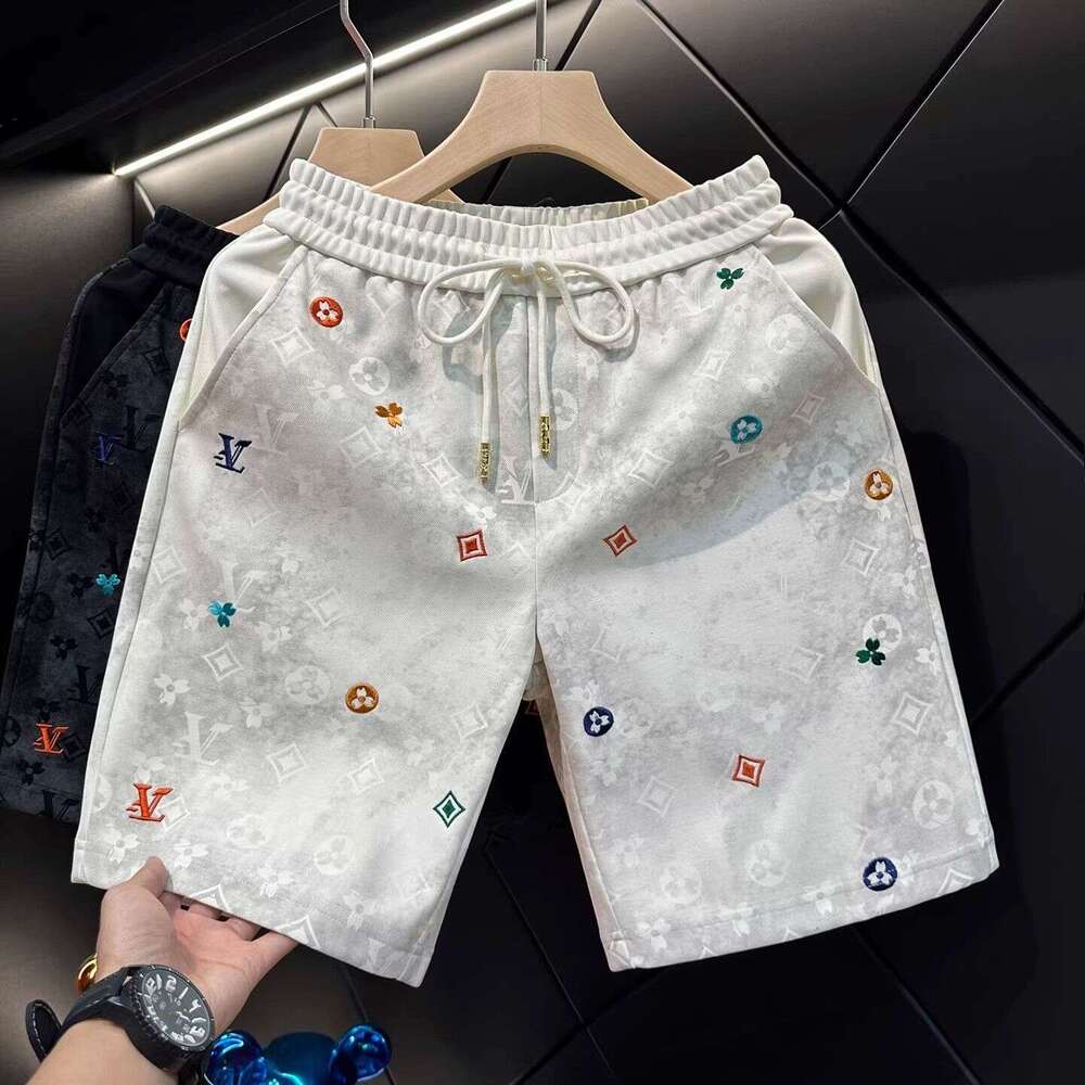 Luxury European-Style High-End Fashion Embroidered Casual Sports For Men, Trendy Brand, 2026 Summer New Beach Shorts Asia Size