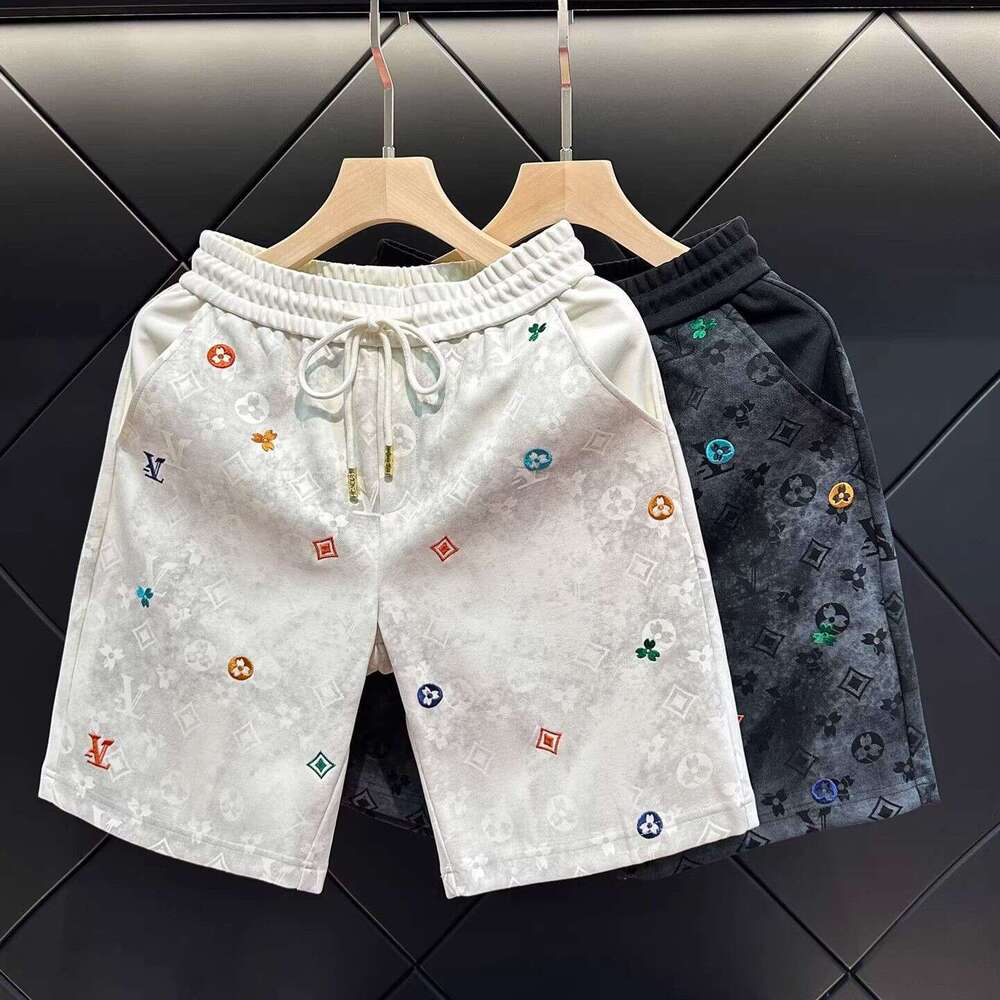 Luxury European-Style High-End Fashion Embroidered Casual Sports For Men, Trendy Brand, 2026 Summer New Beach Shorts Asia Size