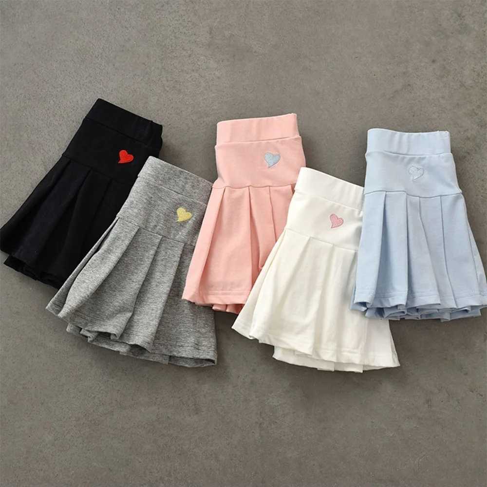 1pcs Girls Skirt JK Pleated Skirt With Heart Embroidery Fashion Solid Color Casual Loungewear Basic Childrens Short skirts H260407