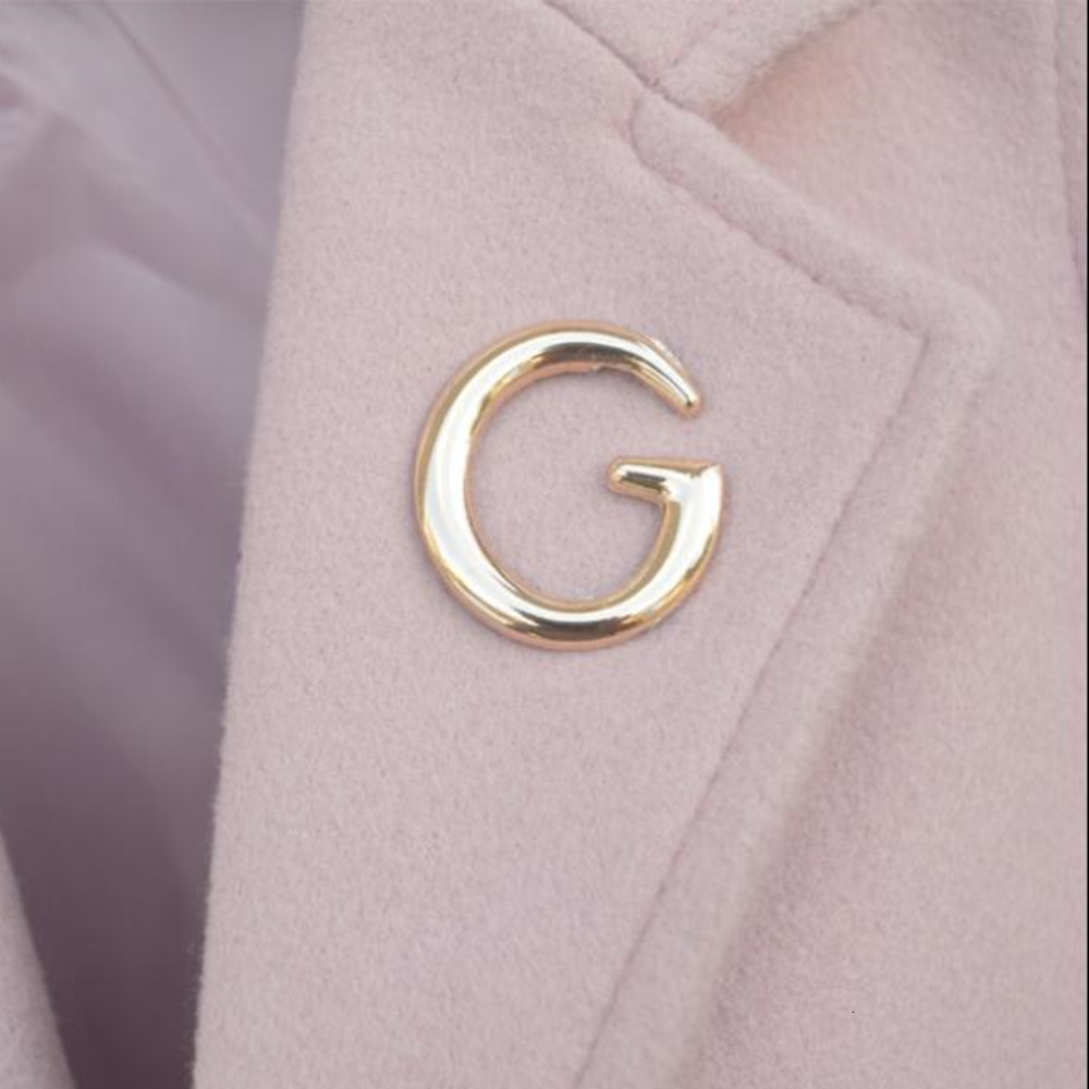 Brooches Gold Letters Designer Pins Brooches for Women Men Alloy Fashion Crystal Pearl Brooch Pin Jewelry Accessories for Party AA