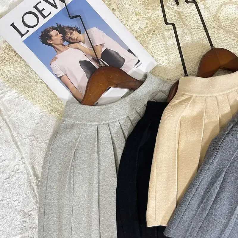 Kids Girls Knitted Pleated Skirts 2024 New Arrival Children Autumn Winter Cotton Skirts Children School Skirts Black Gray Skirt H260407