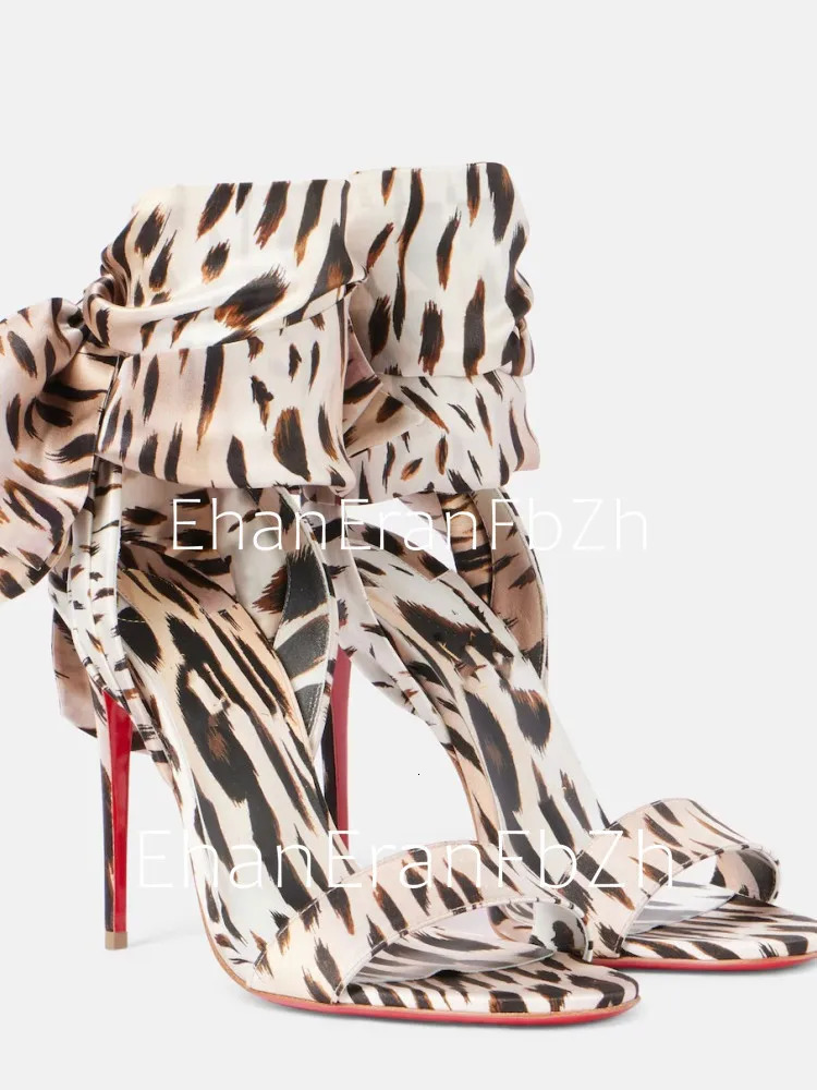 European and American Summer Ankle Strap Womens Slim High-heeled Sandals Fashionable and Sexy Party Wedding Sandals 260407