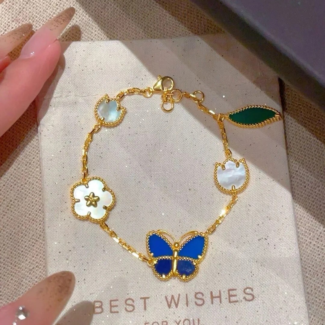 Bracelet New Blue Butterfly Bracelet Fashionable And Unique Four-Leaf Clover Bracelet Light Luxury Limited Edition Floral Pattern Bracelet For Women