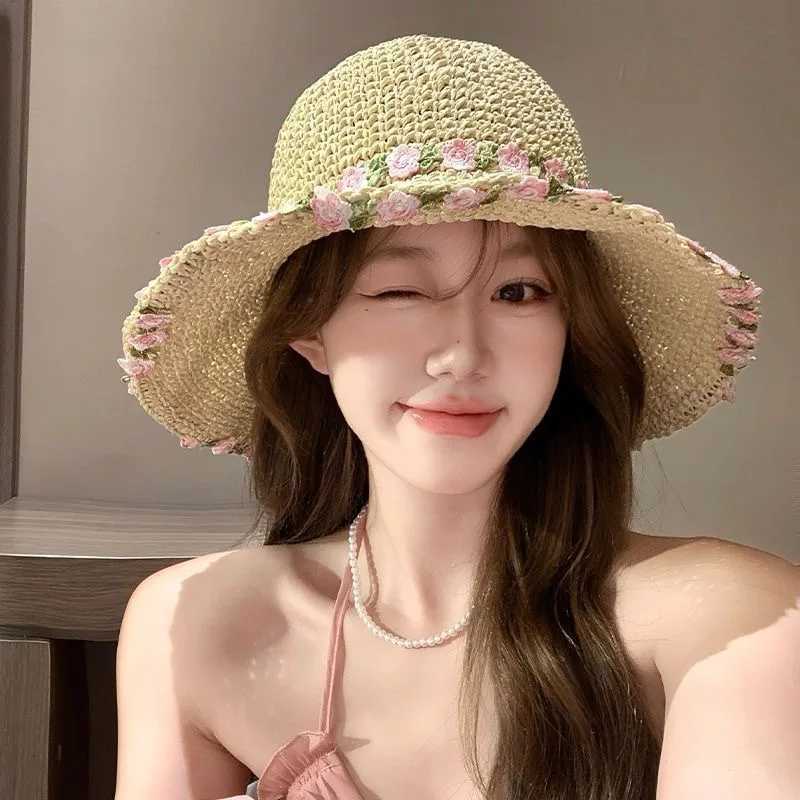 Grass Woven Flower Grass Hat Womens Big Hat Brim Summer Seaside Vacation Beach Foldable Sunshade Sun Protection Hats Women H260407