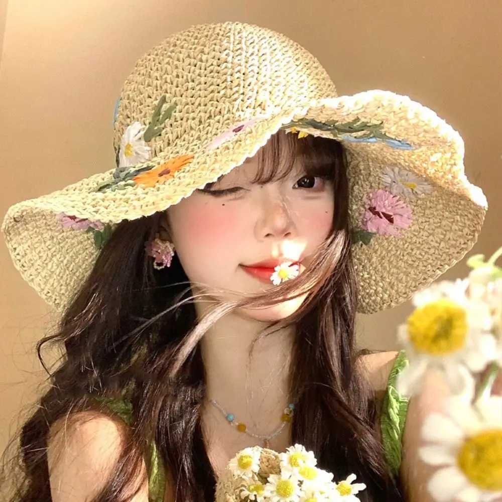 Fashion Colorful Flower Straw Hat Boho Embroidered Flower Weave Hat Foldable Korean Style Womens Sun Hats Outdoor H260407
