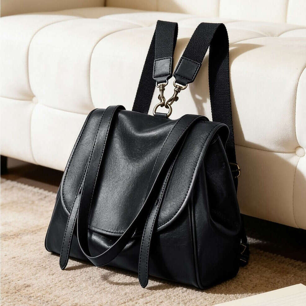 OLOEY Genuine Large Capacity Vintage Soft Leather Fashion Backpack College Style Travel Shoulder Versatile Crossbody Bag - view 3