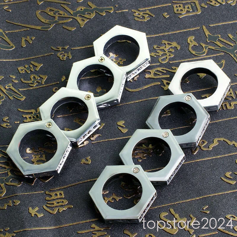 Brass Knuckles Self-defense Four-finger Wrench Ring Multi-functional Finger Tiger Outdoor Broken Window Survival Self-rescue Tool Fist Buckle