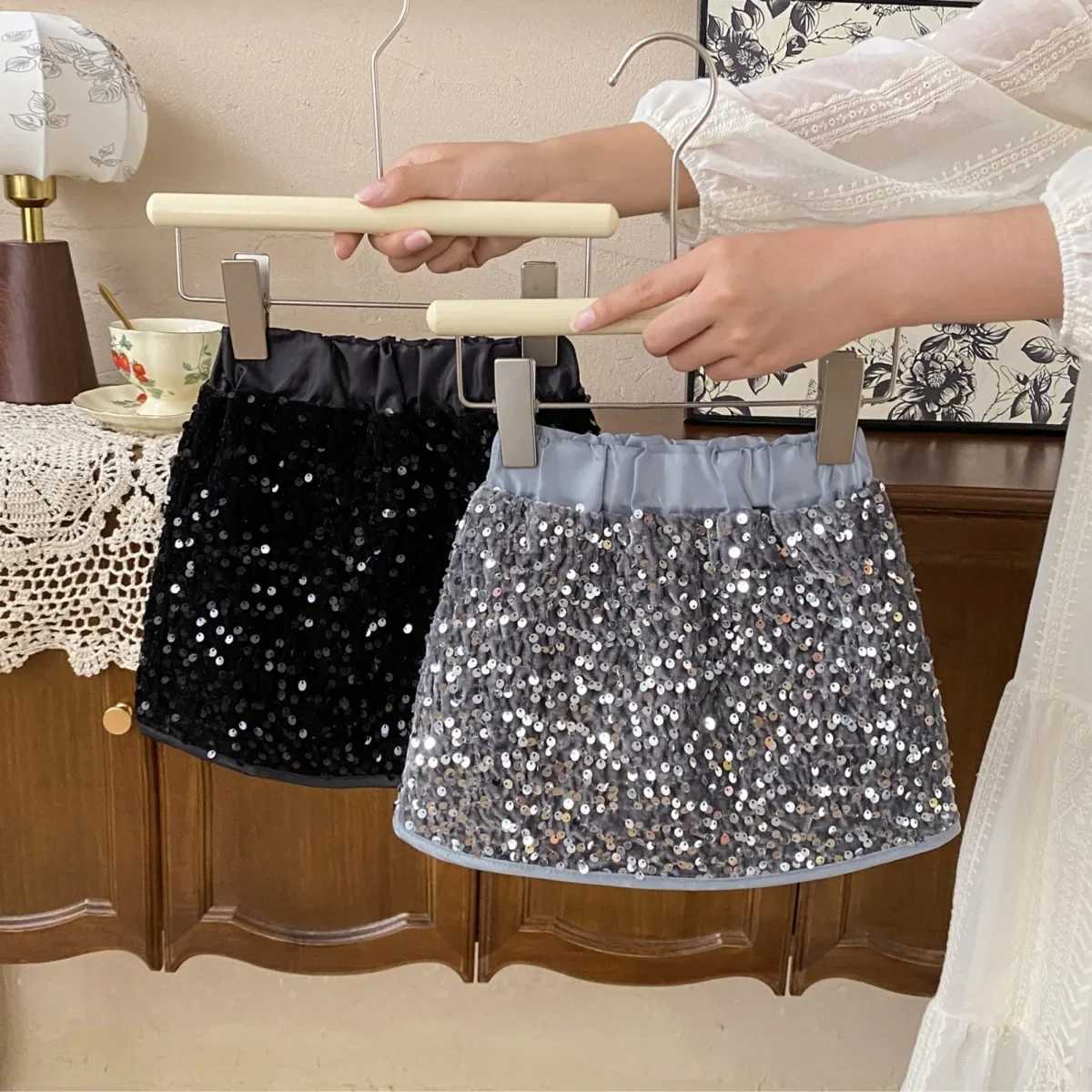 Spring Summer Children Clothes Girls Sequin Skirt Kids Fashion A-line Slim Party Wear Children High-Waisted Sparkle Skirt H260407